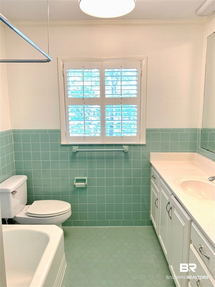 220 Rochester Road Mobile, AL 36608 - Photo 16 of 24