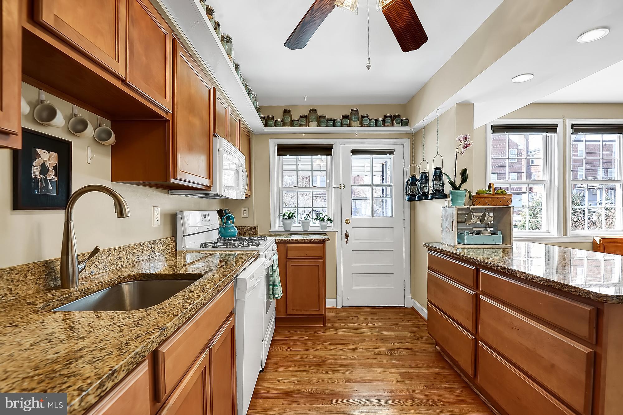312 Greenlow Road Catonsville, MD 21228 - Photo 11 of 28 Kitchen