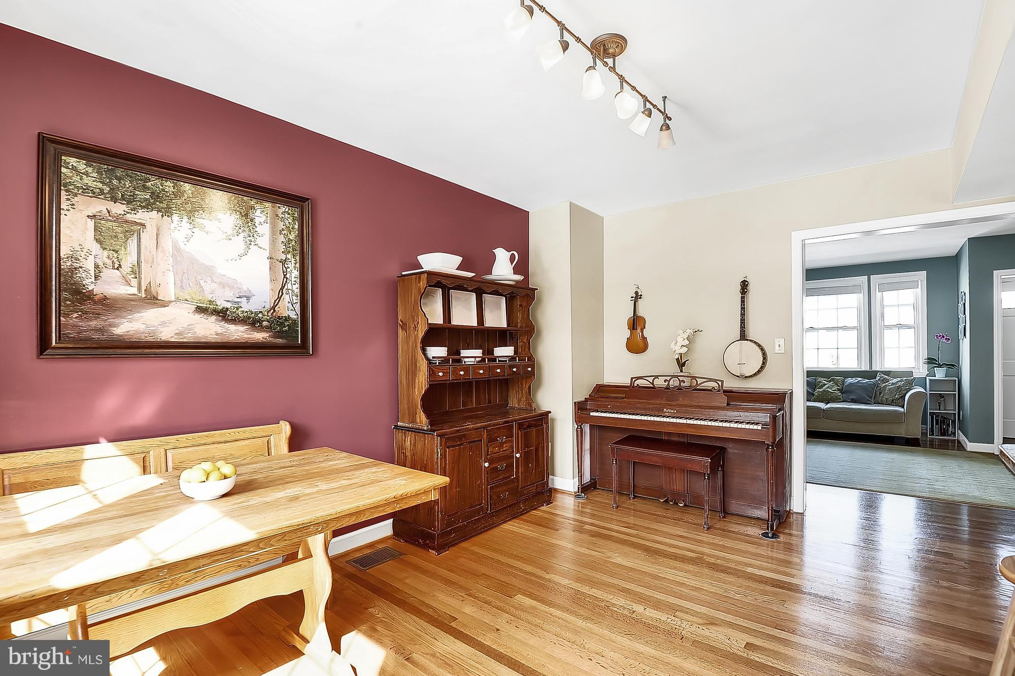 312 Greenlow Road Catonsville, MD 21228 - Photo 7 of 28 Newly refinished hardwood floors