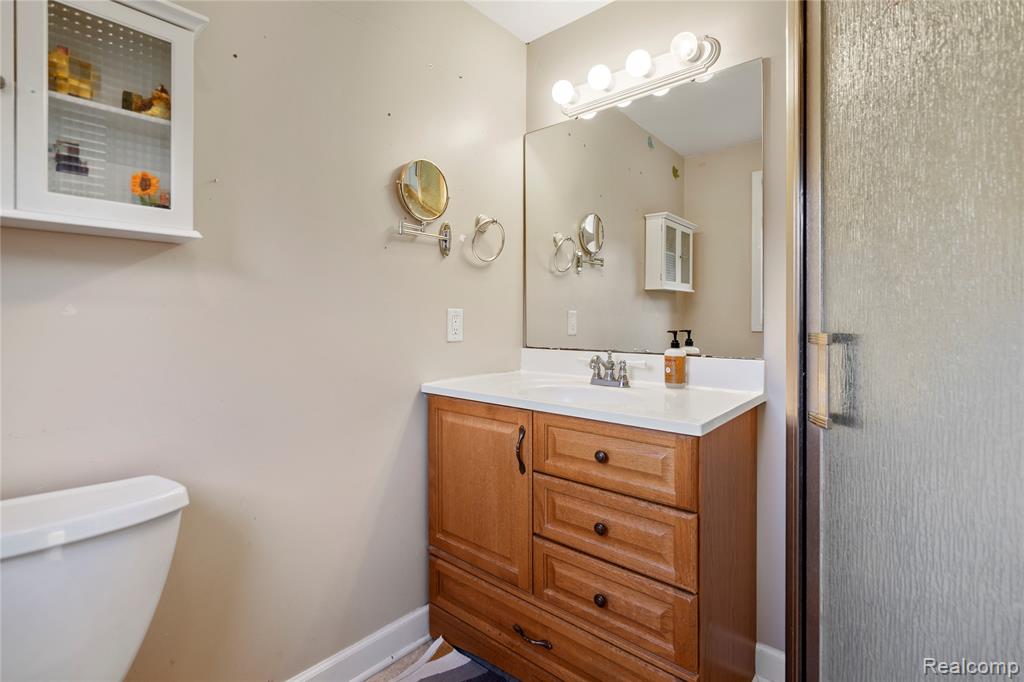 10180 Ellis Road Clarkston, MI 48348 - Photo 26 of 46