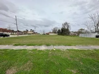 $14,000 | 3201 Daniel Dr/5804 E Genie Street, Violet, LA 70092