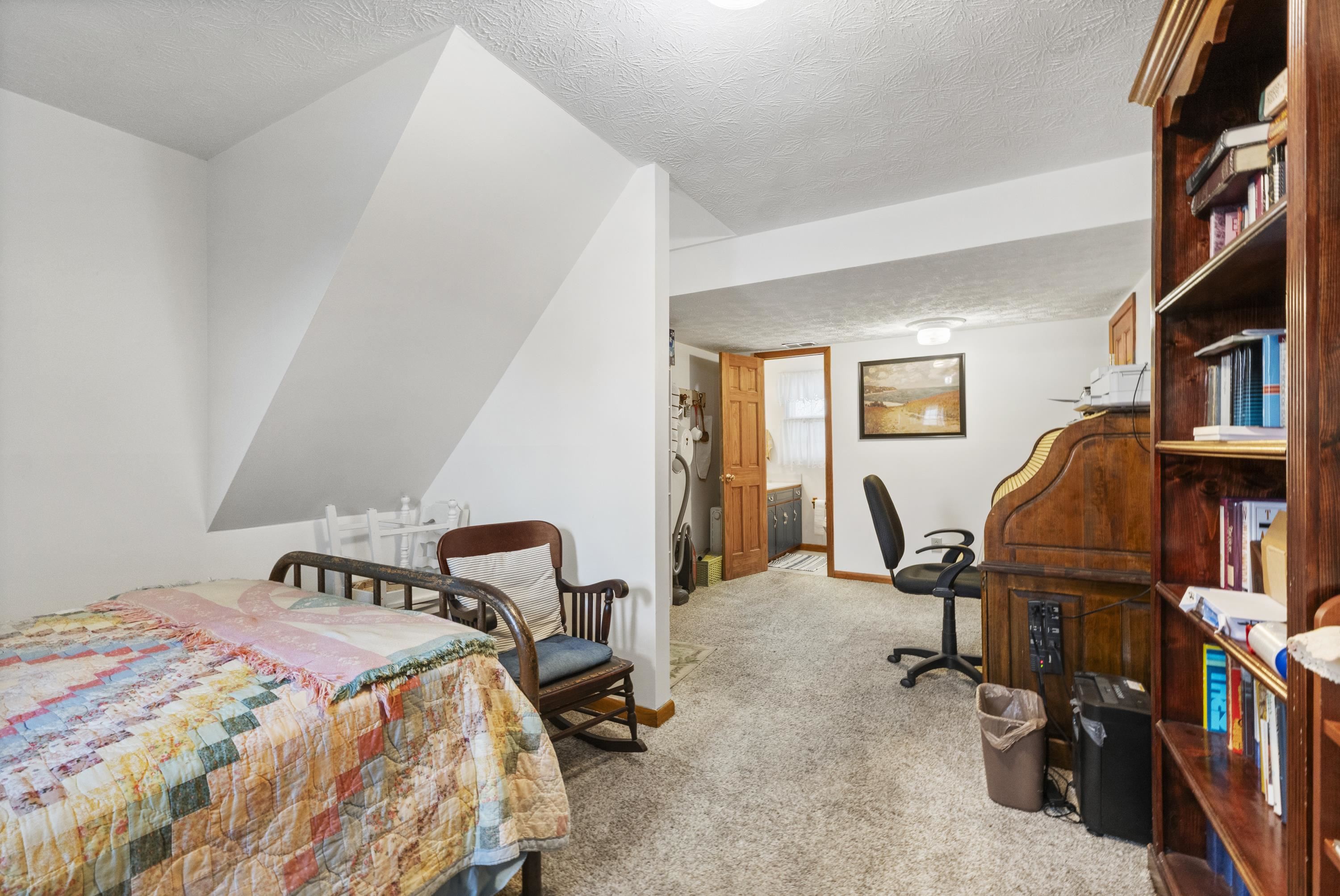 2235 East Thompson Road Ashland, KY 41102 - Photo 29 of 42