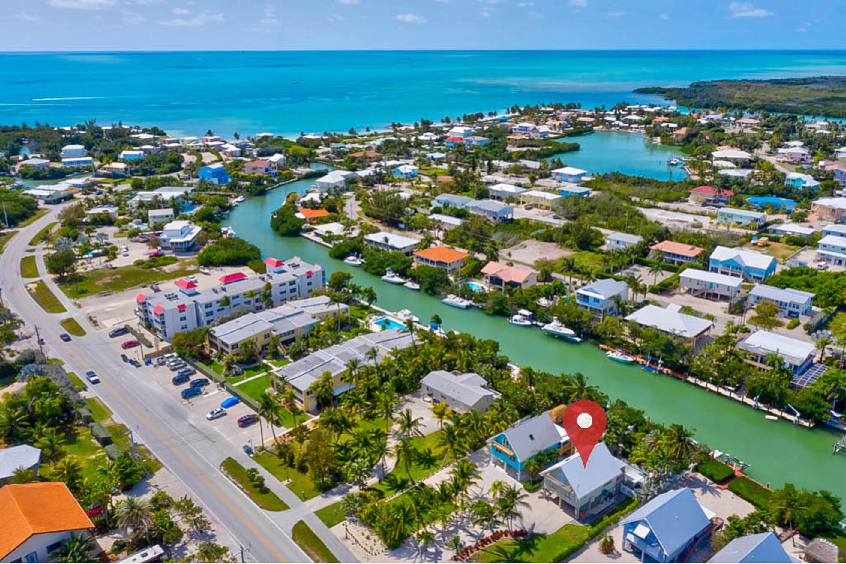497 Sombrero Beach Road Marathon, FL 33050 - Photo 4 of 33 a view of a city with ocean view