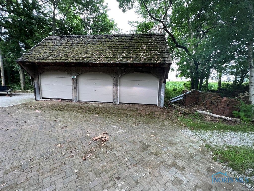 20251 West Camper Road Genoa, OH 43430 - Photo 5 of 28 Gallery Image 5