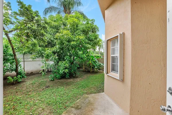 $624,999 | 10350 Southwest 166th Court, Miami, FL 33196