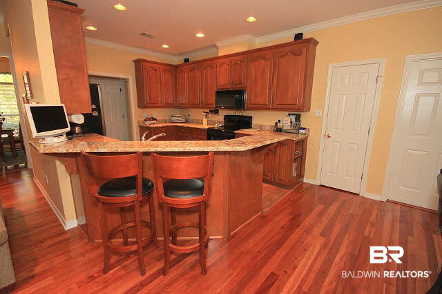 9526 Aspen Circle Daphne, AL 36527 - Photo 18 of 24 Breakfast Bar