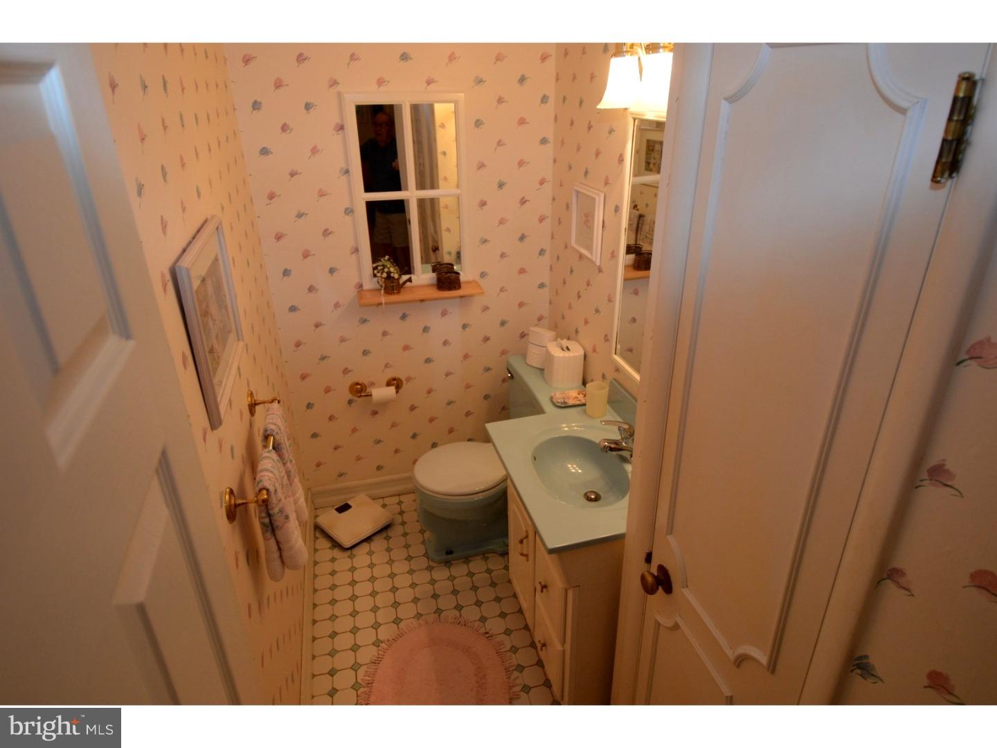 201 Valley Road Warminster, PA 18974 - Photo 15 of 22 Half Bath