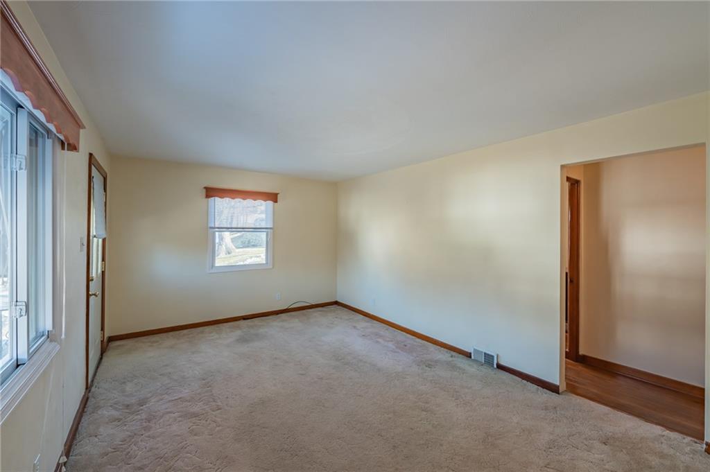 315 Washington Road North Versailles, PA 15137 - Photo 9 of 24