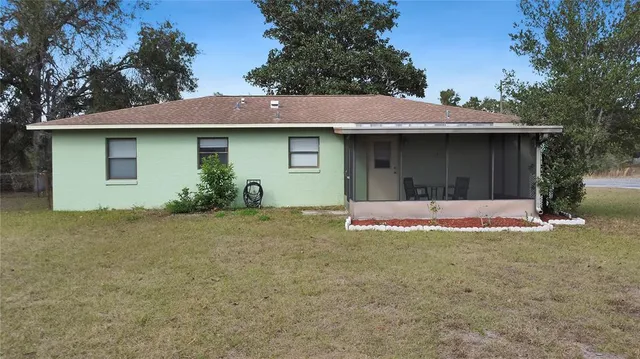 a view of outdoor space yard and garage
