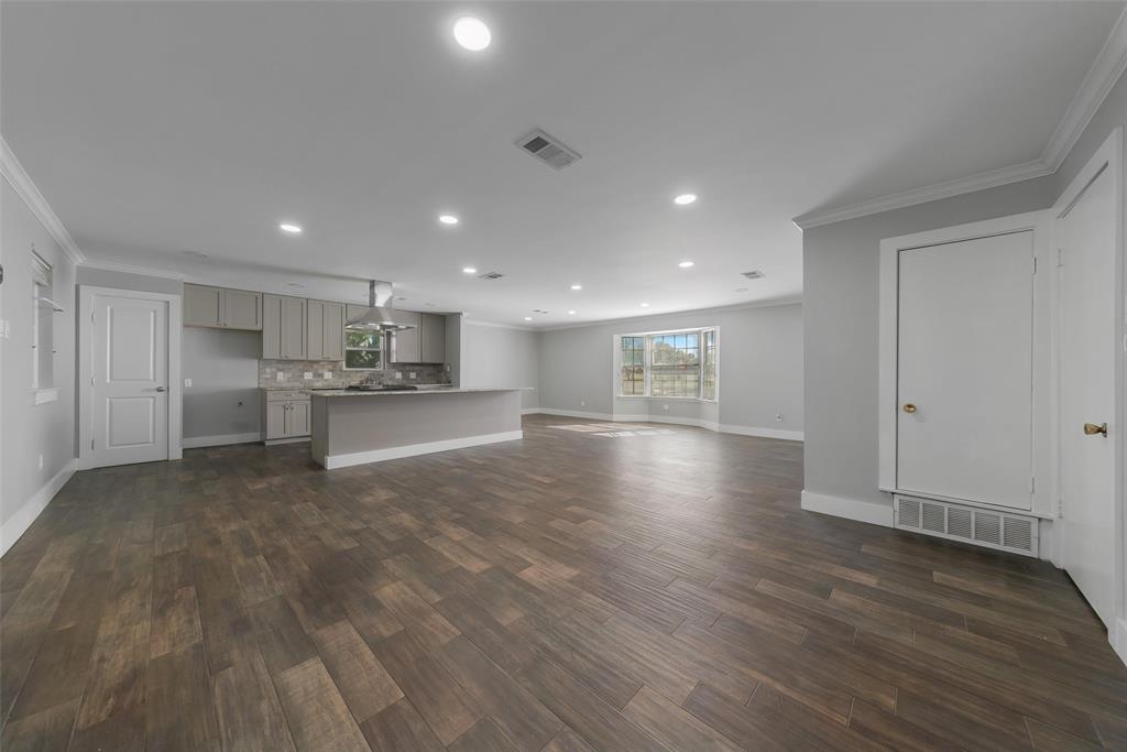 8461 Hunnicut Road Dallas, TX 75228 - Photo 11 of 30 a view of kitchen with refrigerator and window