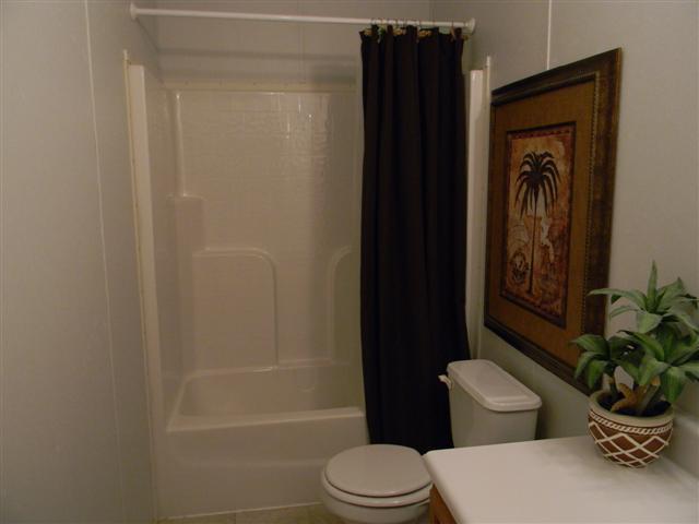4349 Murfreesboro Road Franklin, TN 37067 - Photo 17 of 20 Bathroom off of the hallway.