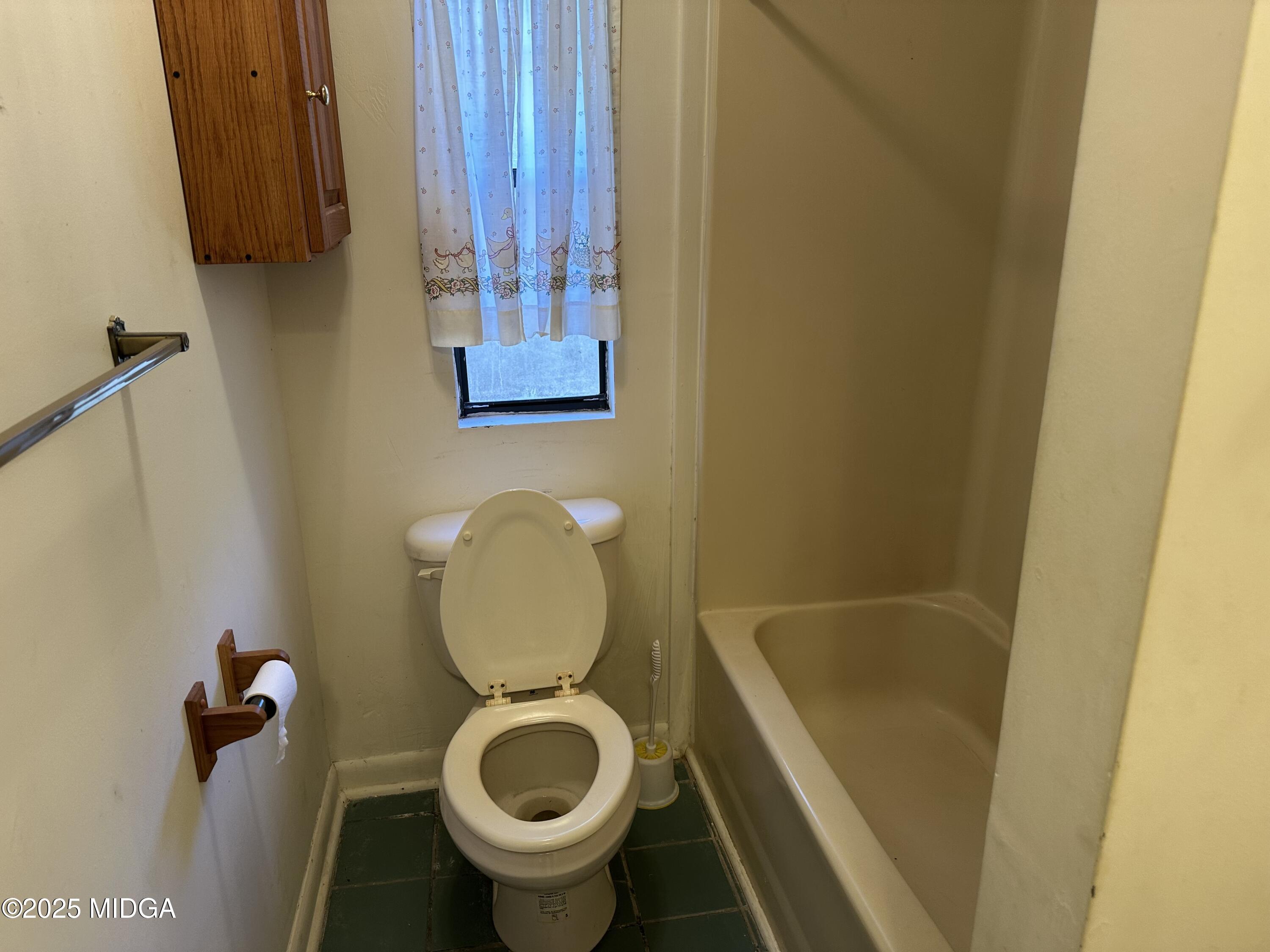 362 Old Macon Road Gray, GA 31032 - Photo 23 of 23 a bathroom with a sink and toilet