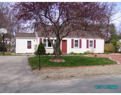 42 Faxon Road Stoughton, MA 02072 - Photo 1 of 20 Gallery Image 1