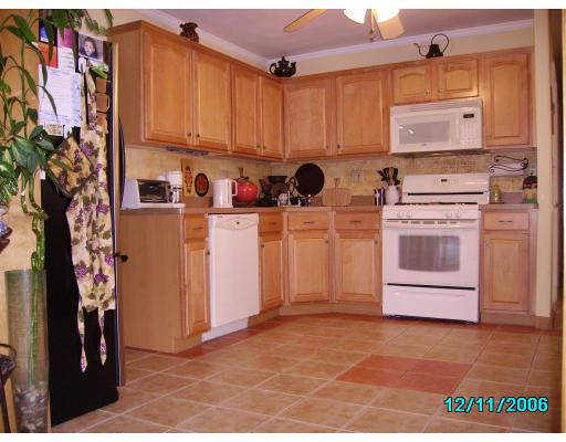 42 Faxon Road Stoughton, MA 02072 - Photo 8 of 20 Gallery Image 8