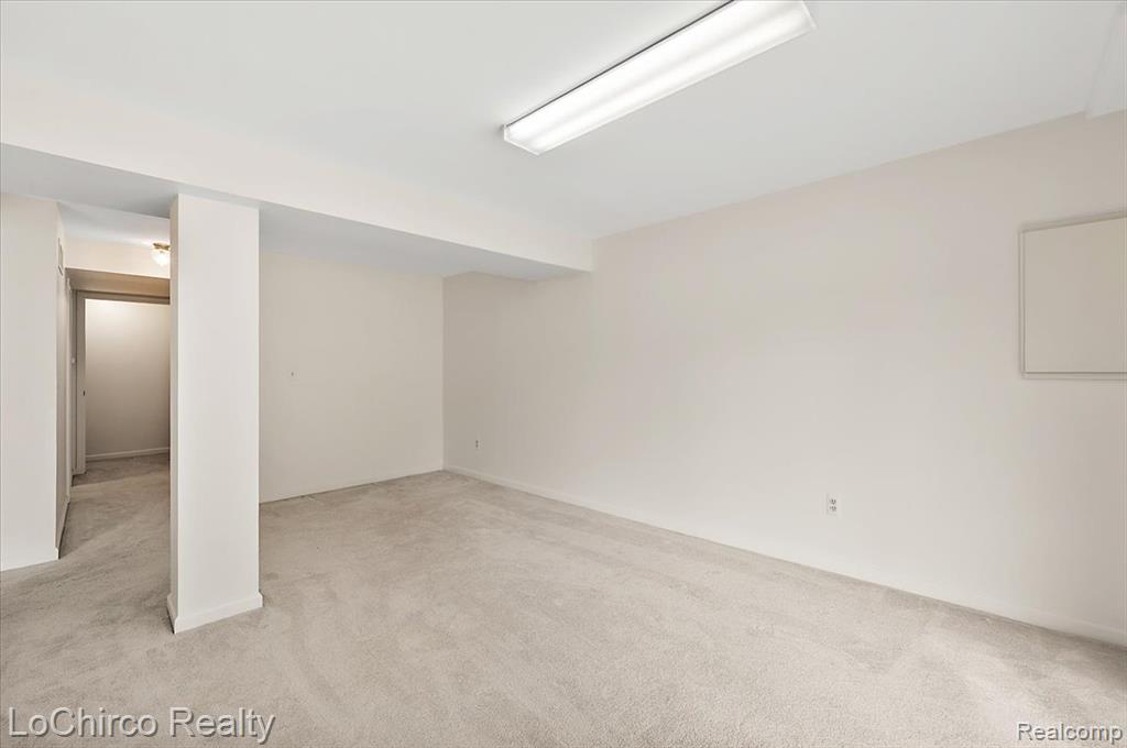 733 Hamilton Court Rochester Hills, MI 48307 - Photo 47 of 79