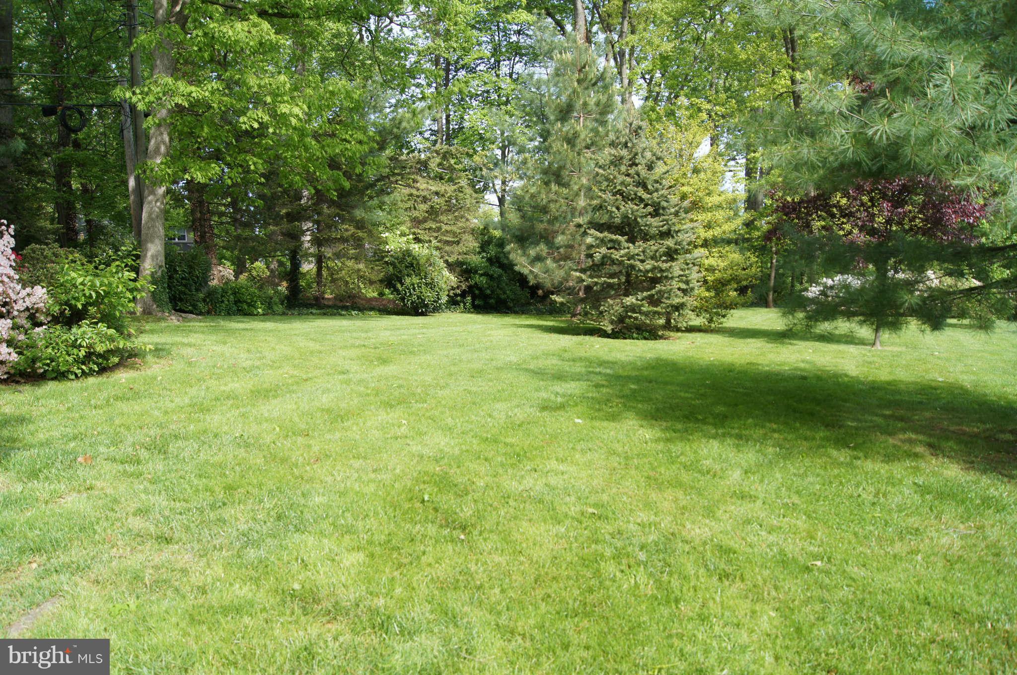 1908 Pot Spring Road Lutherville-Timonium, MD 21093 - Photo 2 of 30 Huge well landscaped back yard