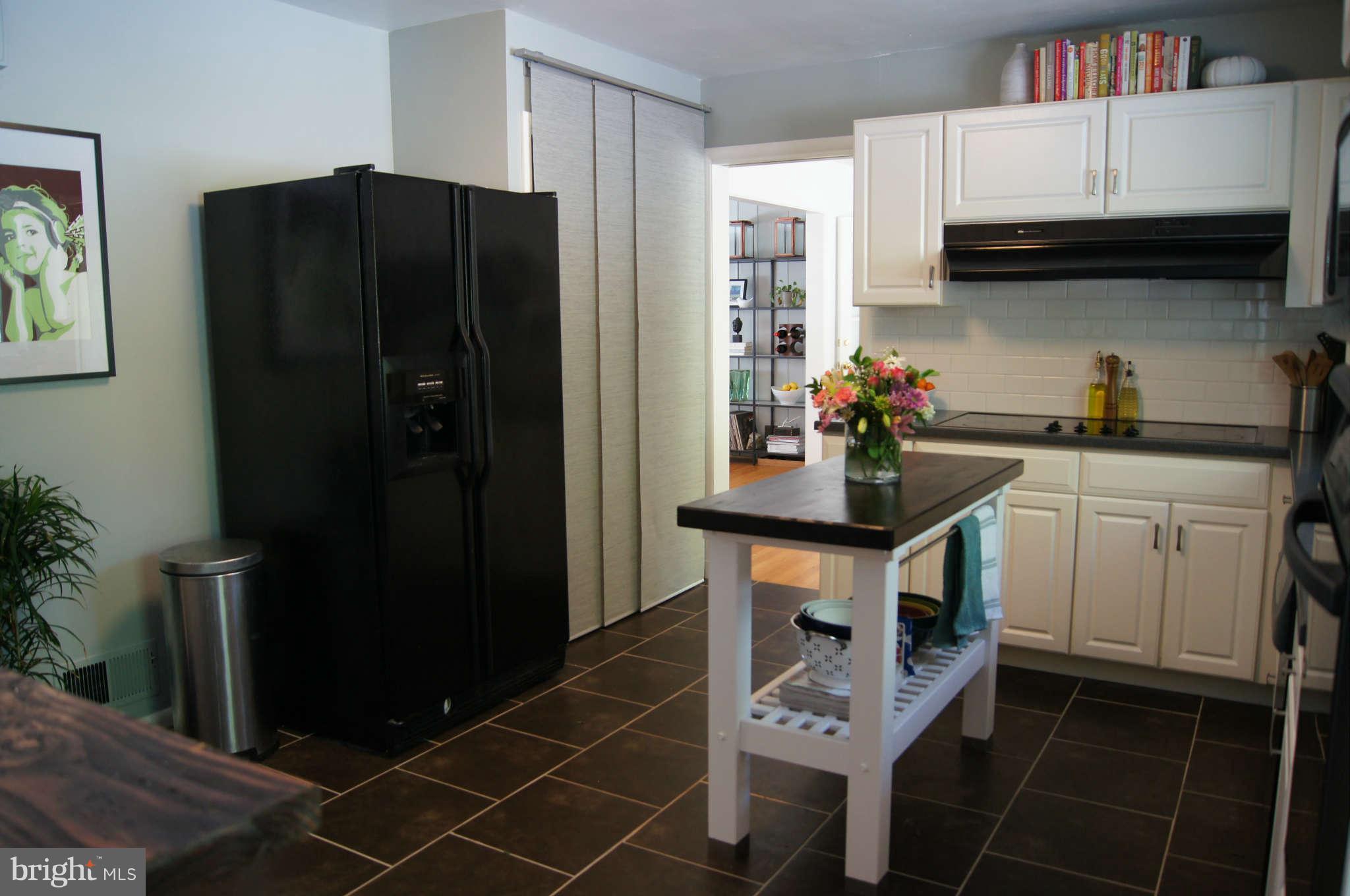1908 Pot Spring Road Lutherville-Timonium, MD 21093 - Photo 13 of 30 Cool breakfast bar in kitchen