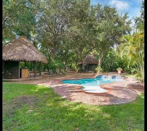 $2,800,000 | 18875 Southwest 232nd Street, Miami, FL 33170