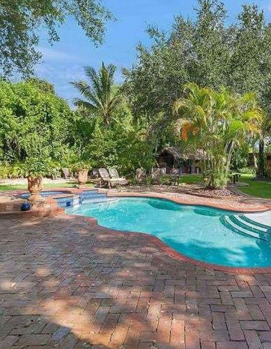 18875 Southwest 232nd Street Miami, FL 33170 - Photo 4 of 28