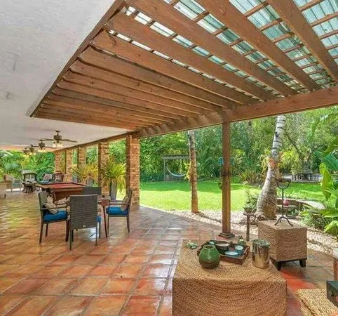 $2,800,000 | 18875 Southwest 232nd Street, Miami, FL 33170