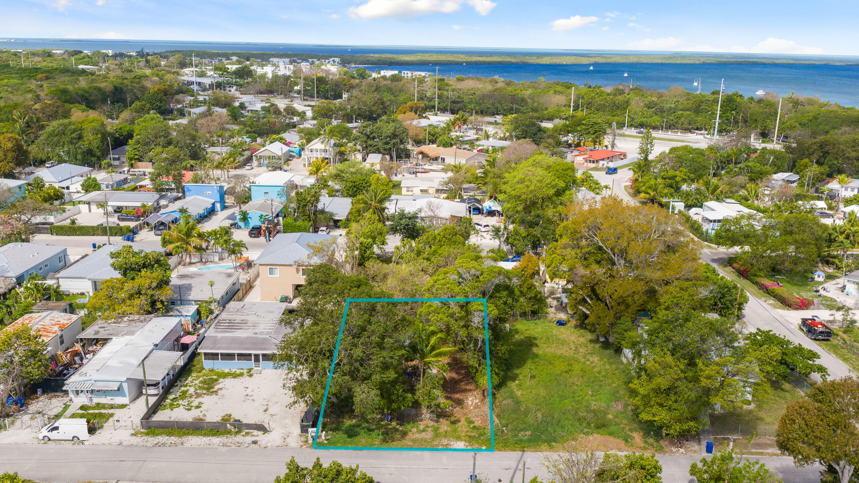 19 Judy Place Key Largo, FL 33037 - Photo 3 of 18 DJI_20260403110227_0582_D-Edit
