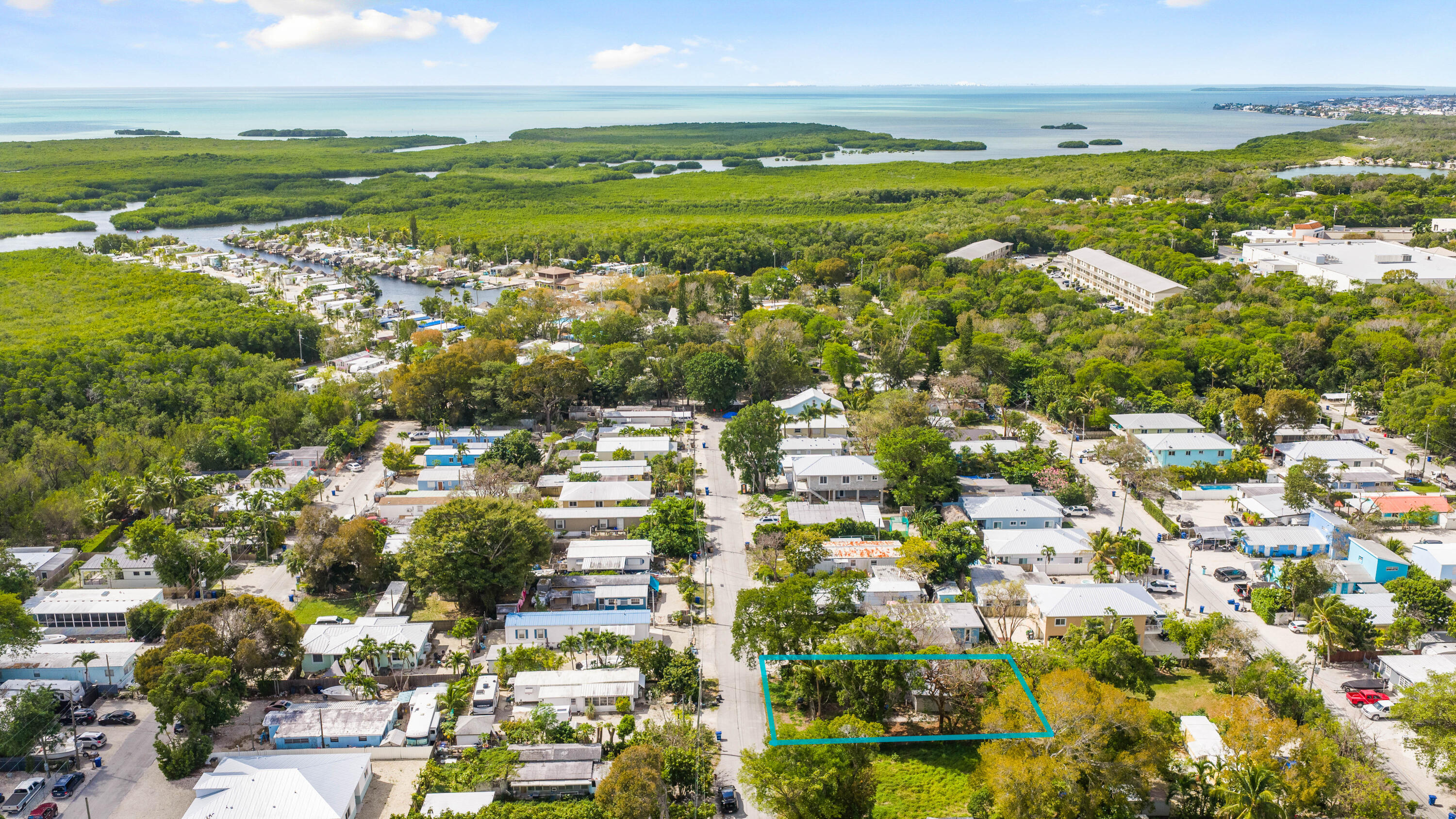 19 Judy Place Key Largo, FL 33037 - Photo 5 of 18 DJI_20260403110359_0597_D-Edit