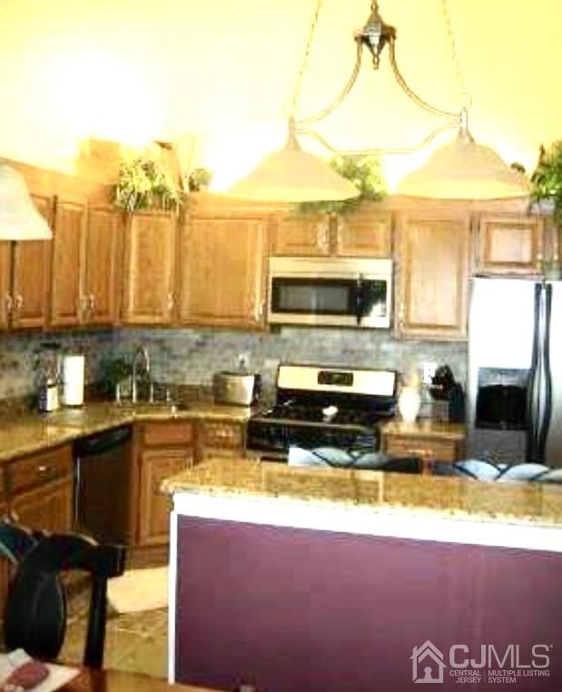 36 Rice Run East Brunswick, NJ 08816 - Photo 4 of 7 Gallery Image 4