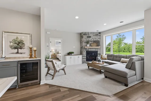 $535,835 | 12588 Masters Lane, Lindstrom, MN 55045