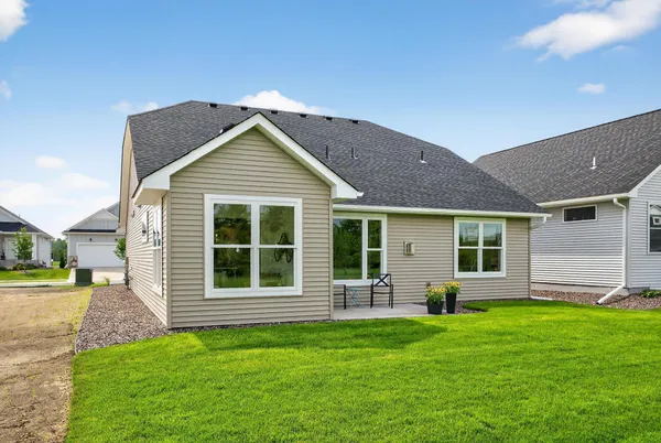 $535,835 | 12588 Masters Lane, Lindstrom, MN 55045