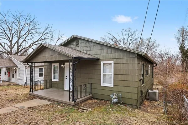 $145,000 | 9615 East 18 Street South, Independence, MO 64052