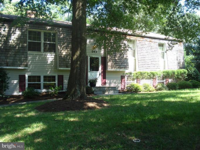 143 Cardamon Drive Edgewater, MD 21037 - Photo 1 of 17 Exterior (Main)
