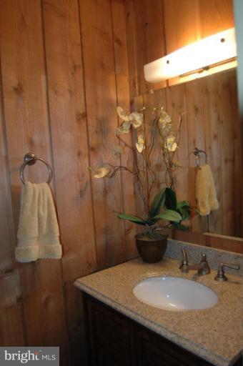 143 Cardamon Drive Edgewater, MD 21037 - Photo 15 of 17 Half Bath 1