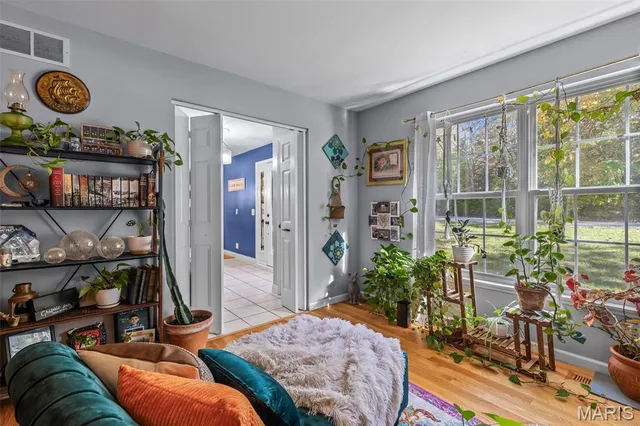 $598,900 | 9525 East Vista Drive, Hillsboro, MO 63050