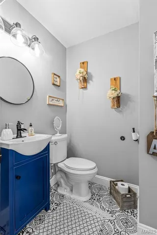 $598,900 | 9525 East Vista Drive, Hillsboro, MO 63050