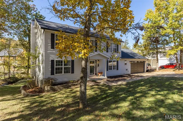 $598,900 | 9525 East Vista Drive, Hillsboro, MO 63050