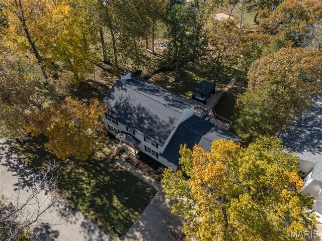 $598,900 | 9525 East Vista Drive, Hillsboro, MO 63050