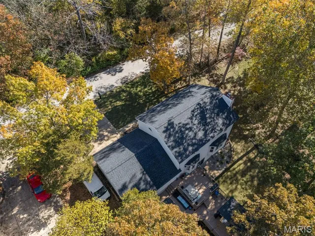 $598,900 | 9525 East Vista Drive, Hillsboro, MO 63050