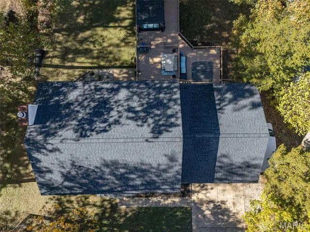 $598,900 | 9525 East Vista Drive, Hillsboro, MO 63050