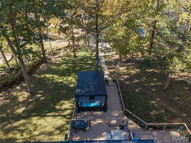 $598,900 | 9525 East Vista Drive, Hillsboro, MO 63050