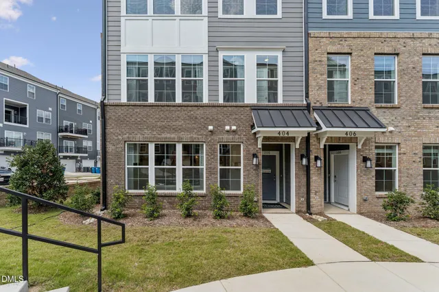 $335,000 | 401 Grove Overlook Lane, Unit 100, Wake Forest, NC 27587