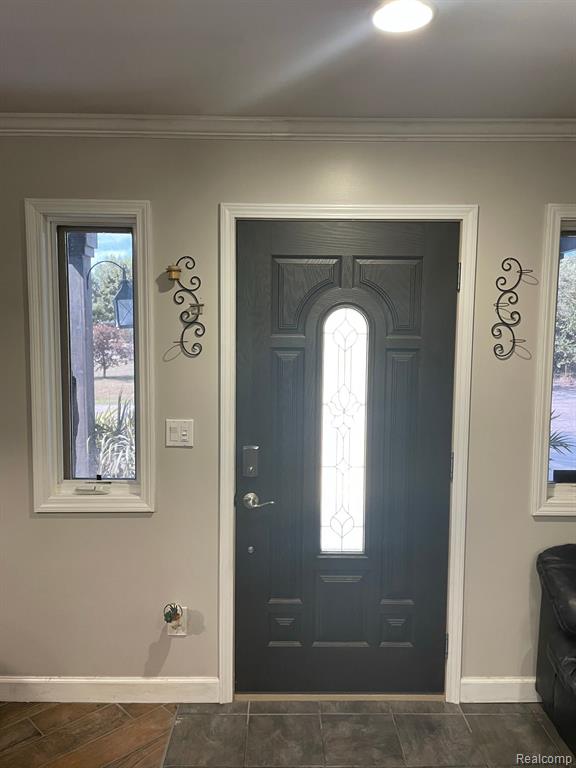 5193 Farm Road Waterford, MI 48327 - Photo 13 of 35 Gallery Image 13