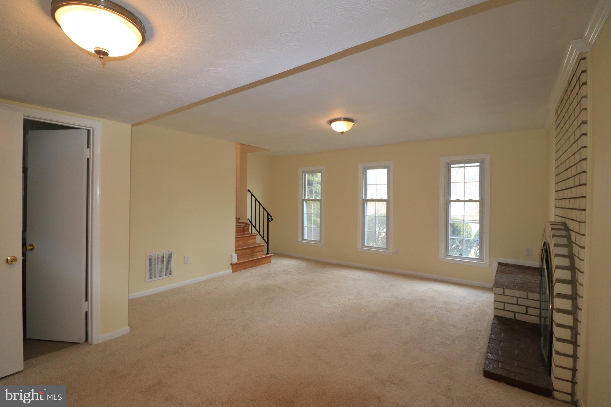 12600 Garden Gate Road Silver Spring, MD 20902 - Photo 14 of 51