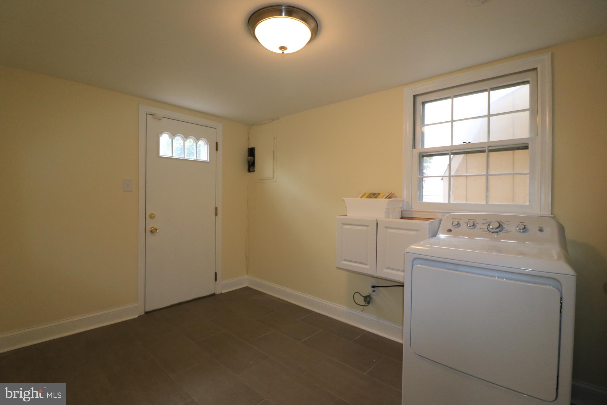 12600 Garden Gate Road Silver Spring, MD 20902 - Photo 16 of 51