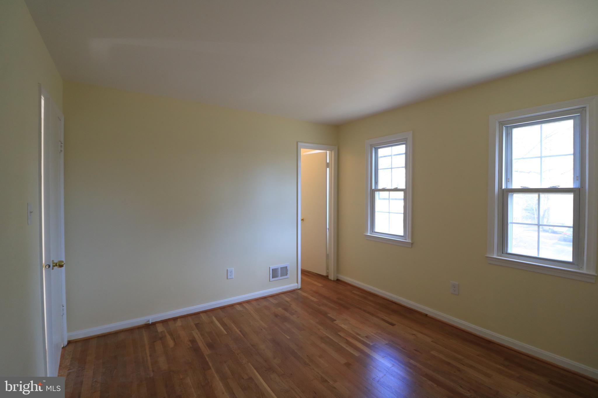 12600 Garden Gate Road Silver Spring, MD 20902 - Photo 22 of 51