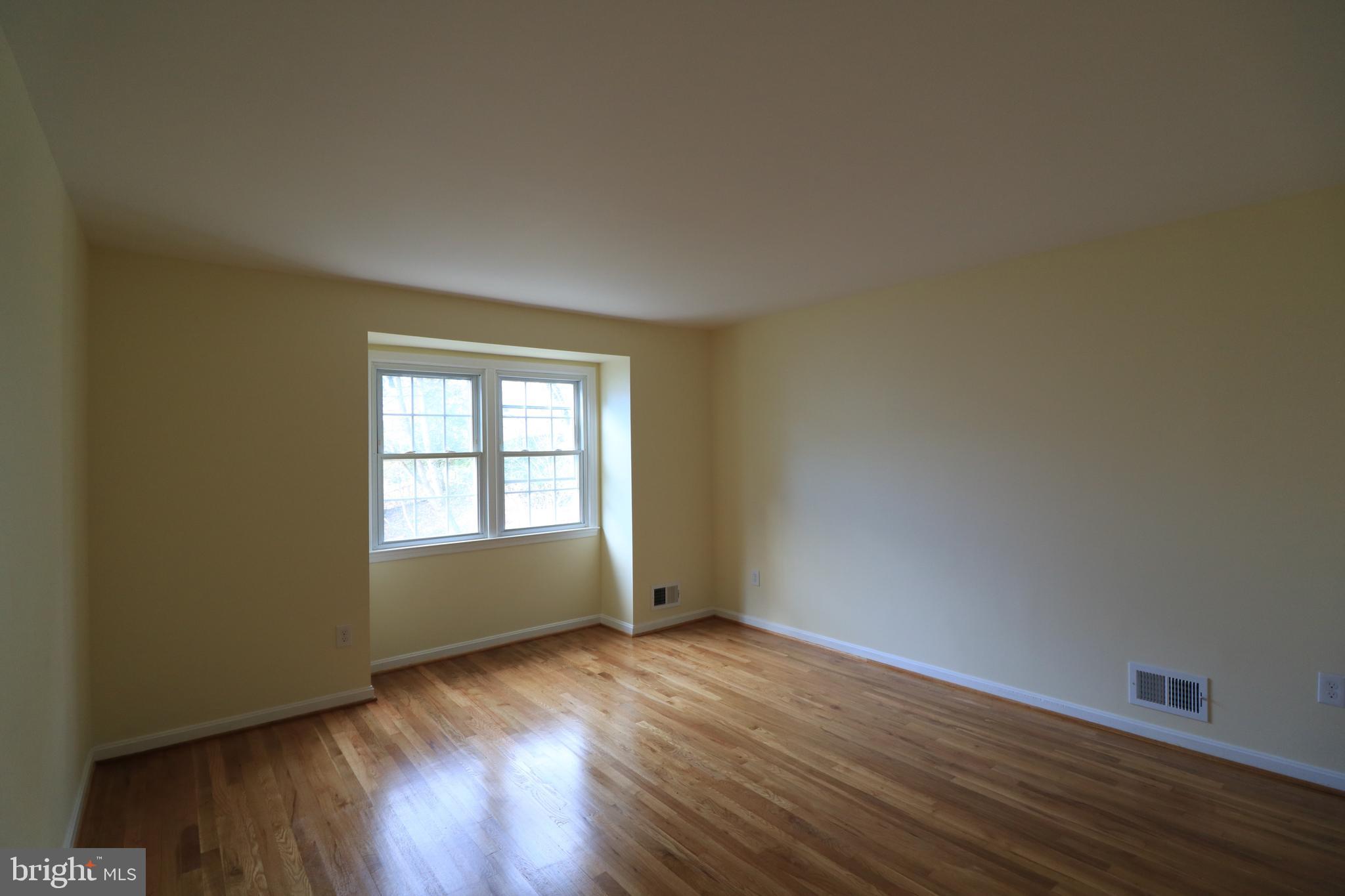 12600 Garden Gate Road Silver Spring, MD 20902 - Photo 28 of 51