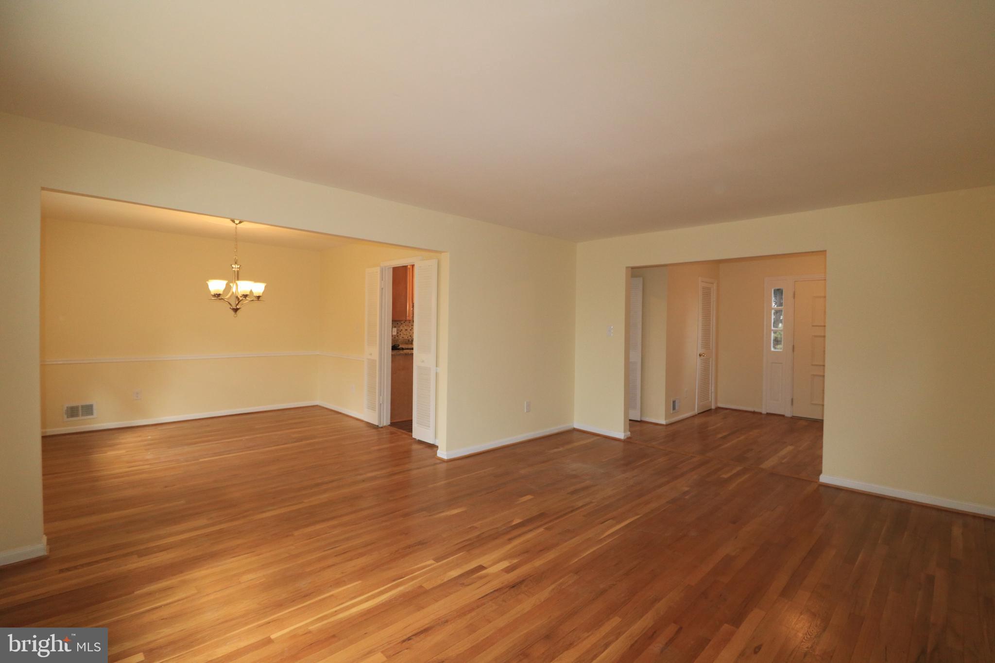 12600 Garden Gate Road Silver Spring, MD 20902 - Photo 10 of 51