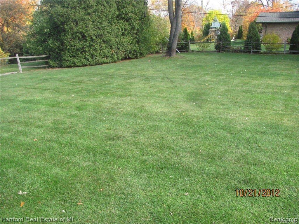 4975 Inkster Road Bloomfield Hills, MI 48302 - Photo 12 of 14