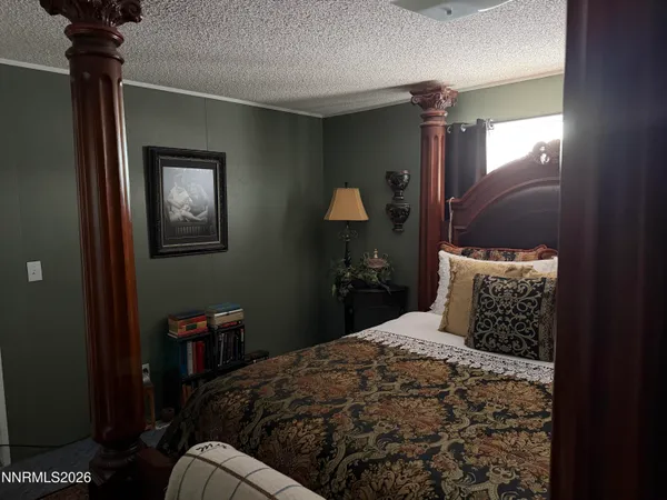 $180,000 | 14 Boyd Court, Round Mountain, NV 89045