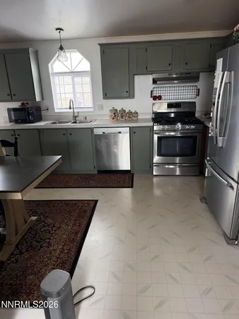 $180,000 | 14 Boyd Court, Round Mountain, NV 89045