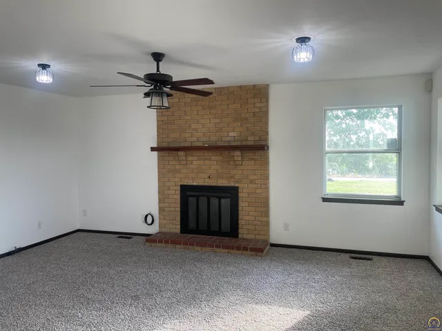 $339,000 | 14351 S Road, Mayetta, KS 66509